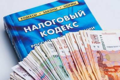 Директор и бухгалтер организации подозреваются в уклонении налогов в размере 55 млн рублей