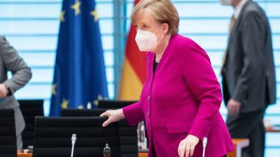 В Германии вышел обличительный материал об Ангеле Меркель