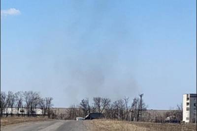 На передовой под Донецком начался пожар