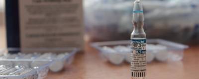 В Калмыкию поставят еще восемь тысяч доз вакцины от COVID-19