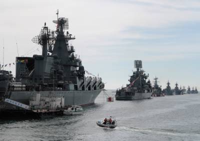 Россия в Крыму начала проверку Черноморского флота и отрабатывает наступление