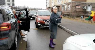 «Здесь совсем другие правила разъезда, грязнуля», — конфликт в одном из дворов Петербурга