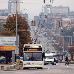 В Запорожье временно изменится движение общественного транспорта: маршруты