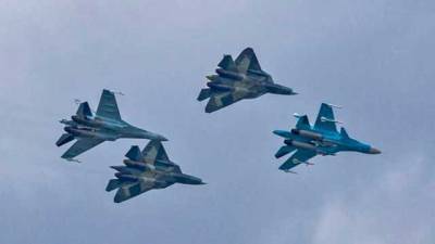 Россия возле границы с Украиной подняла в небо военную авиацию