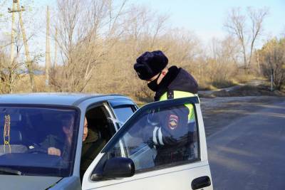 За одним водителем числились многотысячные штрафы, а другой ездил в Воронеже с лишёнными правами
