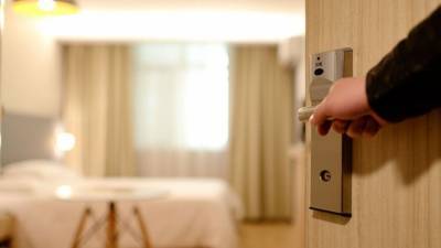 Кабмин РФ утвердил упрощенную систему заселения детей в гостиницы