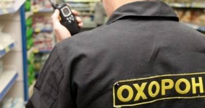 В Киеве мужчина расстрелял охранника магазина в ответ на просьбу одеть маску