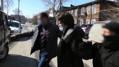 Видео задержания сторонника украинских националистов, подозреваемого в подготовке нападения на Алтае