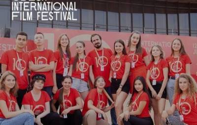 Долучайся до команди: розпочато прийом заявок на волонтерство у 12-му Одеському міжнародному кінофестивалі