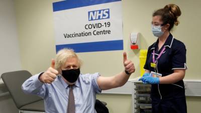Британские депутаты выступили против паспортов вакцинации