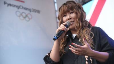 Поднявшаяся на "Музыкальном олимпе" Анита Цой хочет повысить свой гонорар