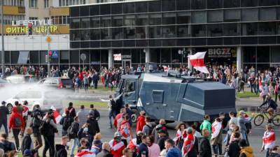 Мирные собрания без позволения властей запретил парламент Беларуси