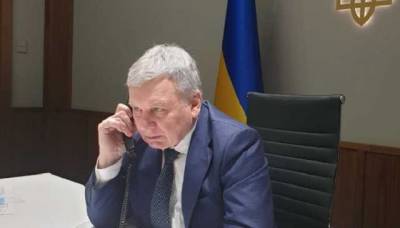 Таран обсудил ситуацию на границах Украины с министром обороны Великобритании