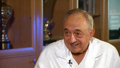 Тысячи спасенных жизней: известнейший кардиохирург Ренат Акчурин отмечает юбилей