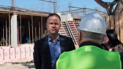 Глава минстроя Крыма отчитал строителей, затягивающих сроки работ в Бахчисарае