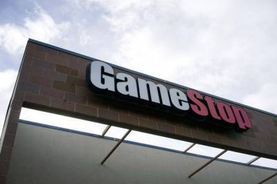 Акции GameStop взлетели на 13% на фоне отставки CEO