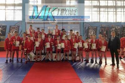 Ярославские спортсмены привезли 9 медалей с турнира по самбо