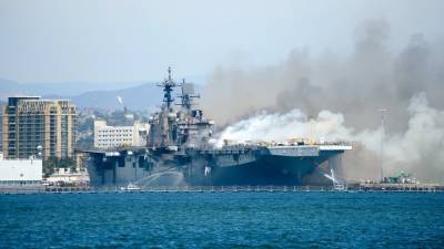 ВМС США списали десантный корабль, пострадавший из-за пожара