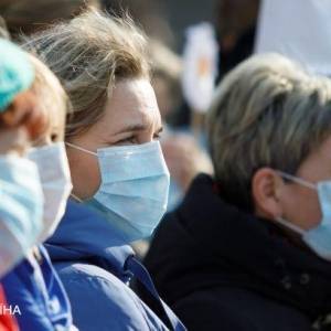 В Украине выявили почти 9 тыс. случаев коронавируса за сутки