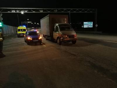 На трассе М-5 в Рязани столкнулись два грузовика