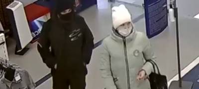 Полиция Петрозаводска просит помощи в розыске подозреваемых в краже из спортмагазина (ВИДЕО)