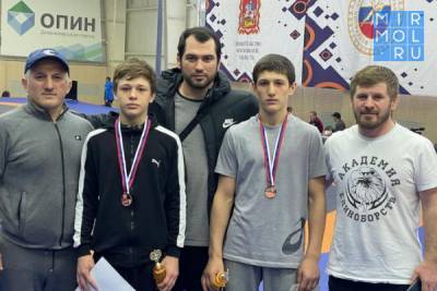 12 медалей завоевали вольники Дагестана на юношеском первенстве России
