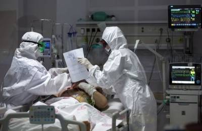 Пандемия не отступает: ежедневное число смертей в Турции обновило антирекорд