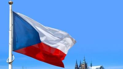 «Маразматический парад»: Захарова о ситуации с расследованием взрывов в Чехии