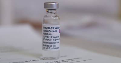 В Украину на днях поступит вакцина AstraZeneca: Минздрав хочет привить ею 180 тысяч человек за два-три дня