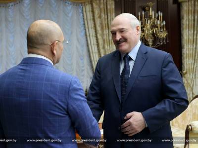 Лукашенко считает встречу с украинским нардепом "добрым сигналом" и началом "сотрудничества настоящих патриотов"
