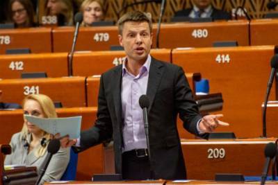 Украинского депутата выгнали из ПАСЕ под аплодисменты