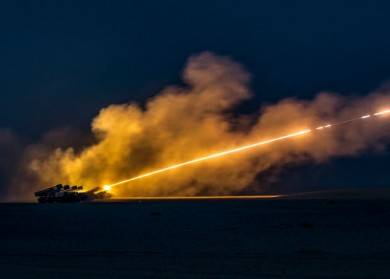 Стянувшая войска к Украине Россия ограничила полеты над Крымом и Черным морем
