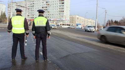 В Кемерове рейд ГИБДД выявил опасные автомобили такси