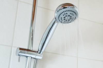 Директор псковской управляйки: «В новых домах оборудование для горячей воды быстро приходит в негодность»