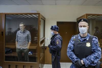 Алексей Навальный награждён женевскими НГО