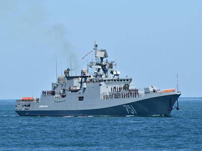 Россия вывела более 20 кораблей в Черное море на учения с авиацией