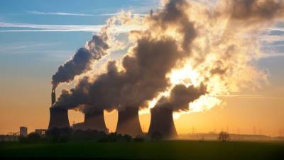 Дума приняла в I чтении законопроект об ограничении выбросов парниковых газов
