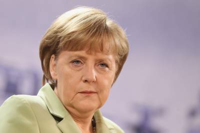 Обострение в Украине: Меркель прокомментировала возможность остановки "Северного потока-2"