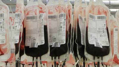 В День донора министр здравоохранения сдал кровь