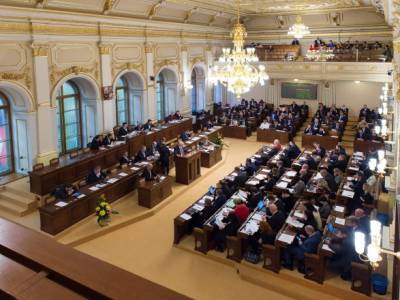 Конфликт Праги и Москвы: комитет парламента Чехии призвал сократить количество сотрудников посольства России