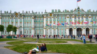 Зимний дворец в Петербурге вошёл в рейтинг лучших дворцов мира