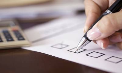 Более половины украинцев против, чтобы Зеленский баллотировался на второй срок президентства