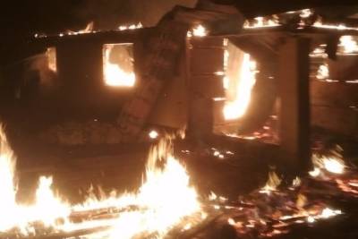 Молодой мужчина и девушка погибли при пожаре в Чувашии