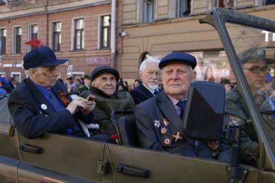 В Смольном сообщили, сколько ветеранов ВОВ проживают в Петербурге