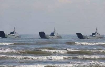 Оккупанты показали проход десантных судов Каспийской флотилии по Керченскому проливу (ВИДЕО)