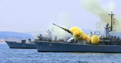 Россия сконцентрировала крупную группу кораблей и самолетов в Крыму. Что происходит?