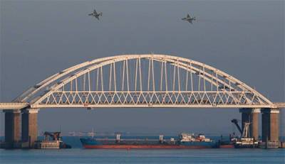МИД РФ заявил об отсутствии ограничений для торгового судоходства через Керченский пролив в украинские порты