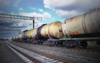 Могут остановиться поезда? В Украине назревает дефицит дизельного топлива