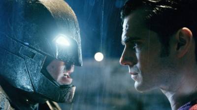 Фильм "Бэтмен против Супермена" Зака Снайдера мог получить другое название