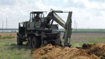 ВСУ начали рыть окопы и обустраивать минные поля на юге Украины